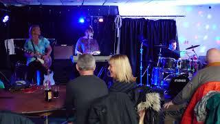 retro band live in Picton porthcawl part 4