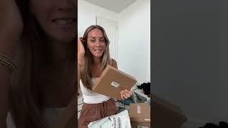 unboxing with reef rain aria