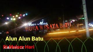 Alun Alun Batu Malang di Malam Hari