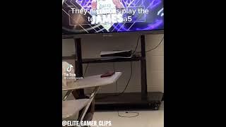 Teacher let us play PS5 in class  #elitegamerclips