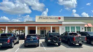 Eating at Peach Valley Cafe in Mount Dora, FL | Amazing Breakfast | Restaurant in Mount Dora