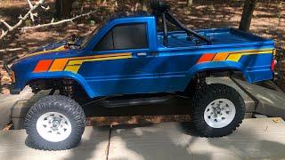 Thunder Tiger Toyota Hilux gets 1.55 scale aluminum wheels and tires.