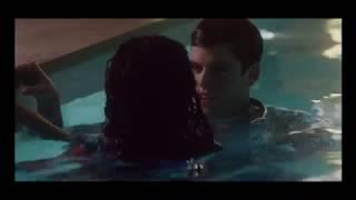 ELITE - Nadia y Guzmán  Quiero bañarme en tu piscina