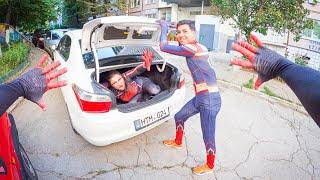 SPIDER-MAN PUTS SPIDER MOM IN THE TRUNK NEW PRANK @upgirl  (Action parkour pov Epic chase)