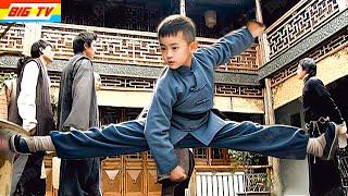 The Martial Artist Kid Uses Kung Fu to Defeat 7 Great Masters Who Came to Destroy the Dojo.