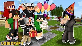 MY FRIENDS Surprised me in MY BIRTHDAY PARTY in MINECRAFT | Minecraft Tagalog