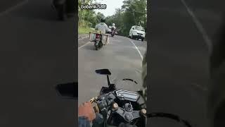 Motovlog wik wik jangan sampai lolos