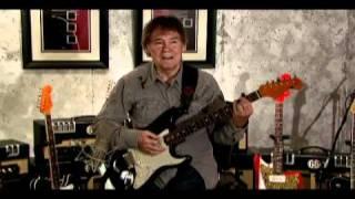 Elliott Guitars - Demo with David Huff