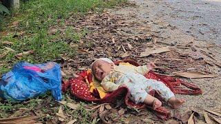 Ly Hong Van and her daughter met and rescued a 3-month-old baby abandoned on the side of the road