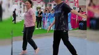 China Farmer couples ‘rural style shuffle dance’ goes viral online