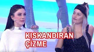 Çizmeleri Olay Oldu Bahar Candan Kıskançlık Krizine Girdi