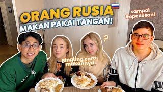 Adik Rusia Ini Cobain Lalapan Ayam Pedes! - Olya, Yulya, Idris