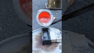 Pouring Molten Metal Into Molds - Quenching Satisfaction #summervibes #satisfying #oddlysatisfying