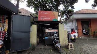 ES BUNGSU LEGENDARIS JUALAN DI GANG BUNTU SAMPING BATAGOR KINGSLEY BANDUNG !! INDONESIAN STREET FOOD