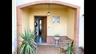 #Chalet adosado de 3 dormitorios y 2 baños, con patio y terraza, en #FuenteDePiedra (#Málaga)