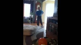 Emipee Balloon Bounce (Jump Around)