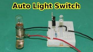 Automatic On Off Light Switch with Phototransistor