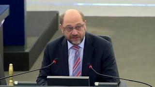 Rassismus im EU-Parlament: Martin Schulz wirft Abgeordneten aus Plenarsaal | DER SPIEGEL