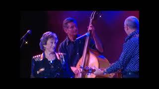 Paul Kelly & Joy McKean - The Sunlander (Slim Dusty Cover) (Live at Concert for Slim 2004, Tamworth)