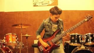 Andy Ciobanu (chitara bass-solo)  - Metallica