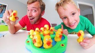 Father Son PLAY LUCKY DUCKS! / Quack Attack!