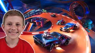 Hot Wheels UNLEASHED - Яркие гонки на фантастических трек-трассах.  Даник и Хот Вилс Анлишед