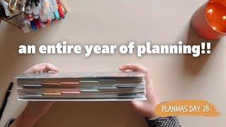 Flipthrough My First Plum Paper Planner | A Year of Planning 2022