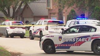 Woman stabbed to death in front of 2 children in NW Harris County, HCSO says | Husband detained