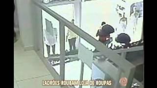 Ladrões roubam loja de roupas em Boa Esperança