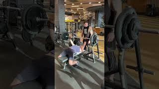 Артём Трегубов / Тренировка в X-FIT  #video #live #sport #спорт #жим