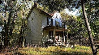 Completely Packed Abandoned Hoarder House Left Forgotten in the Hills of West Virginia