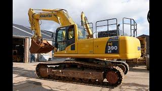 Inspection of a used Komatsu PC390 hydraulic excavator by Mevas Heavyequipment Inspectors