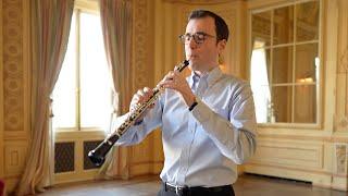 William Welter performs Mozart's Oboe Concerto