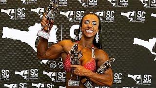 Female Bodybuilder LEIA ROCHA