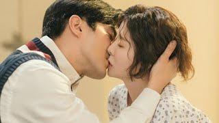 Han So Jin And Shim Yeon Woo's Romantic First Kiss In The Hospital |