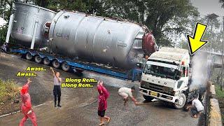 The Seconds the Super Large Load Truck's Brakes Fail