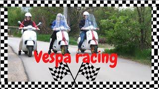 Vespa GTS 300 HPE VS Vespa Racing sixties 300 hpe Polini variator competition. Race between Vespas.