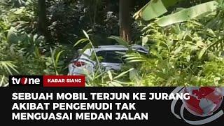 Satu Keluarga Luka-Luka, Mobil Masuk Jurang di Brebes | Kabar Siang tvOne