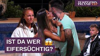 Blicke sagen mehr als 1.000 Worte: Eifersüchtige Sandra? | Temptation Island VIP