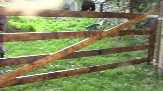 Making A Five-Bar Gate With The Homemade Chainsaw Mortiser