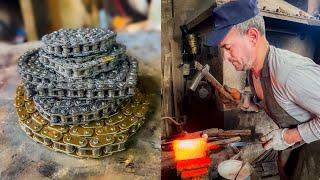 Snake Bite Steel: Creating a Deadly Damascus Knife from Car Chains!