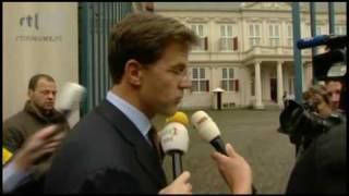 Mark Rutte dumpt koffiebekertje bij Jos Heijmans