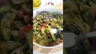 Scarola con fagioli in padella - i piatti poveri  ritrovati - Ricette che Passione