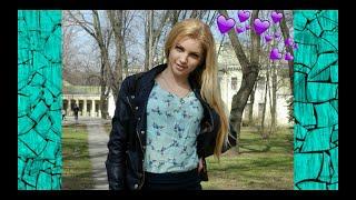 Порция гламурных русских девушек весной в коротких юбках