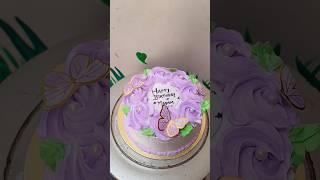 Purple floral cake design #homemadecakes #dailyvlogs #egglesscake #chocolate #handmade #foodlovers