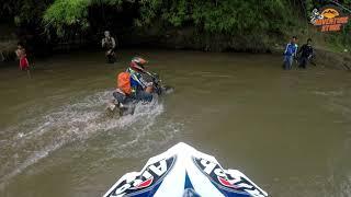 Yamaha WR250F  & Yamaha Tricker cross the river