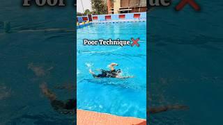 Poor Vs Proper Swimming Technique  #swimminglessons #learnswimming #swimmingtips #swimming