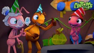 Perfect Present! | +60 Minutes of Antiks by Oddbods | Kids Cartoons | Party Playtime!