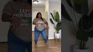 Plus Size Jeans and Graphic Tees haul Feat: Fashion Nova | itssimplyash_