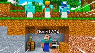 Minecraft Speedrunner Noob1234 Vs  3 Hunters!